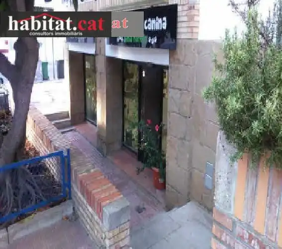 Local comercial en venda a Centre, imagen 2
