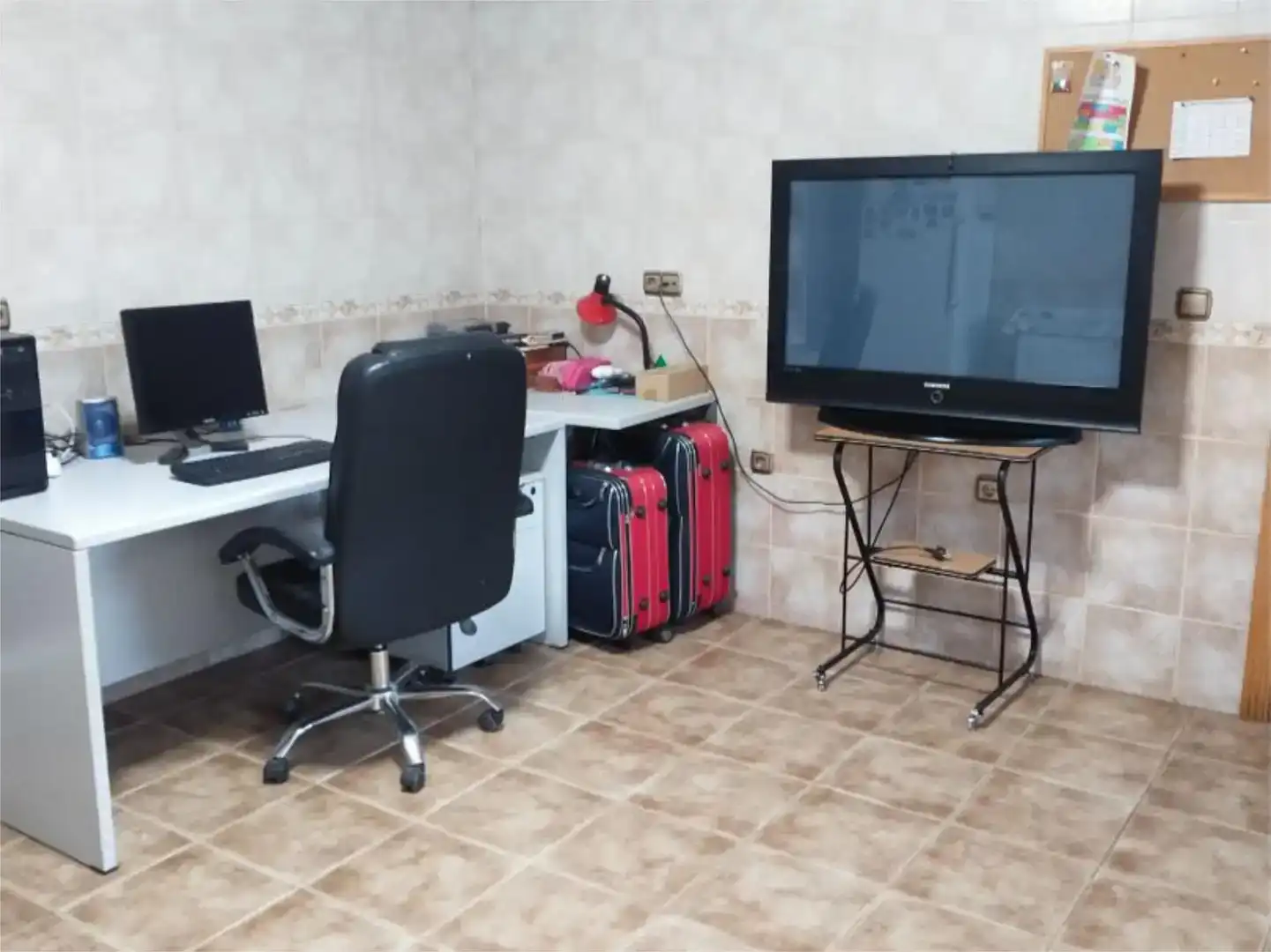 Sala d'estar de Pis en venda en Orgaz amb Piscina