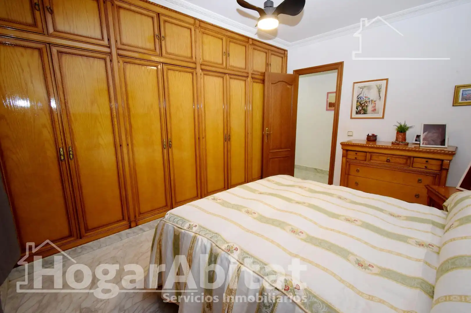 Bedroom of Flat for sale in Torrent  with Air Conditioner, Heating and Balcony