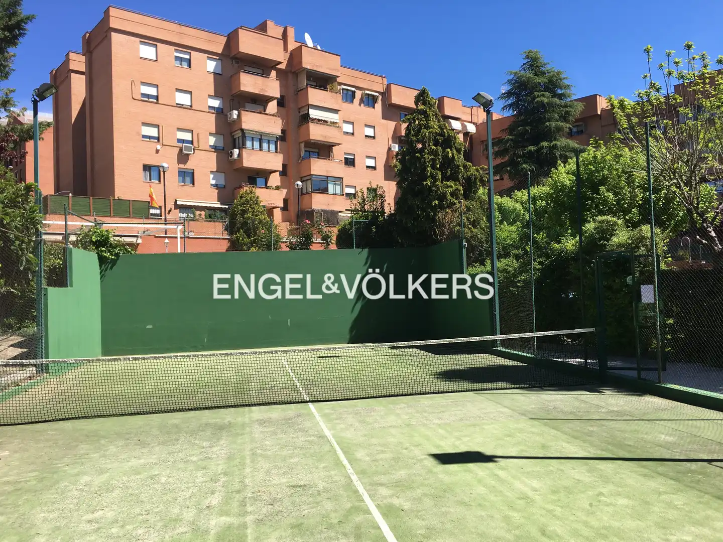 Ático de alquiler en Calle de Luis Rodríguez Ontiveros, Ensanche