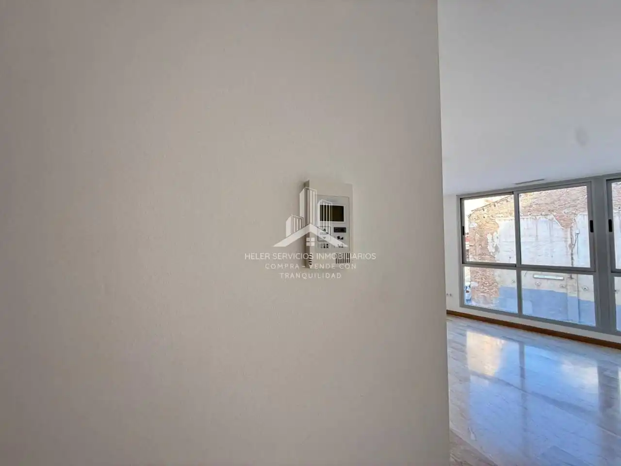 Piso en venta en Castellón de la Plana / Castelló de la Plana con Aire acondicionado, Calefacción y Alarma