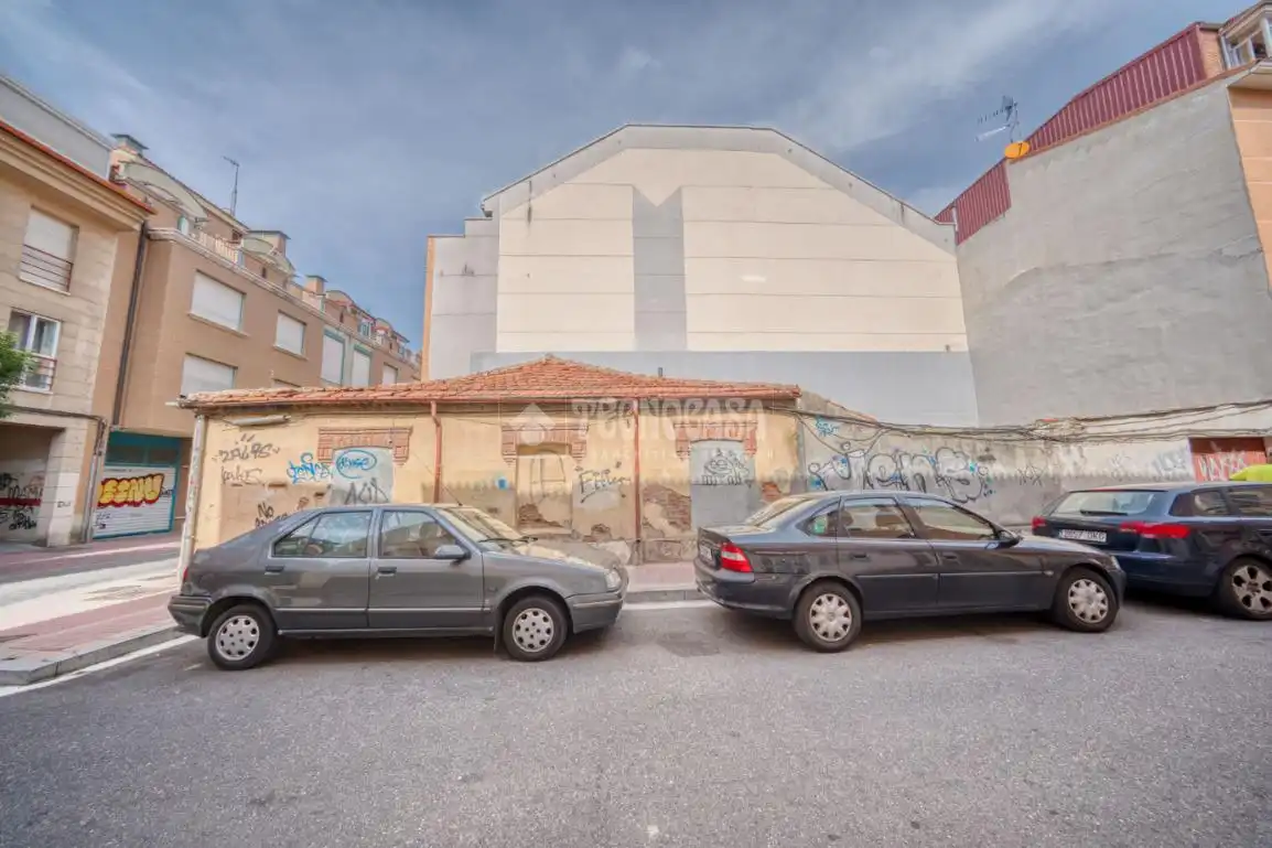 Exterior view of Buildings for sale in Valladolid