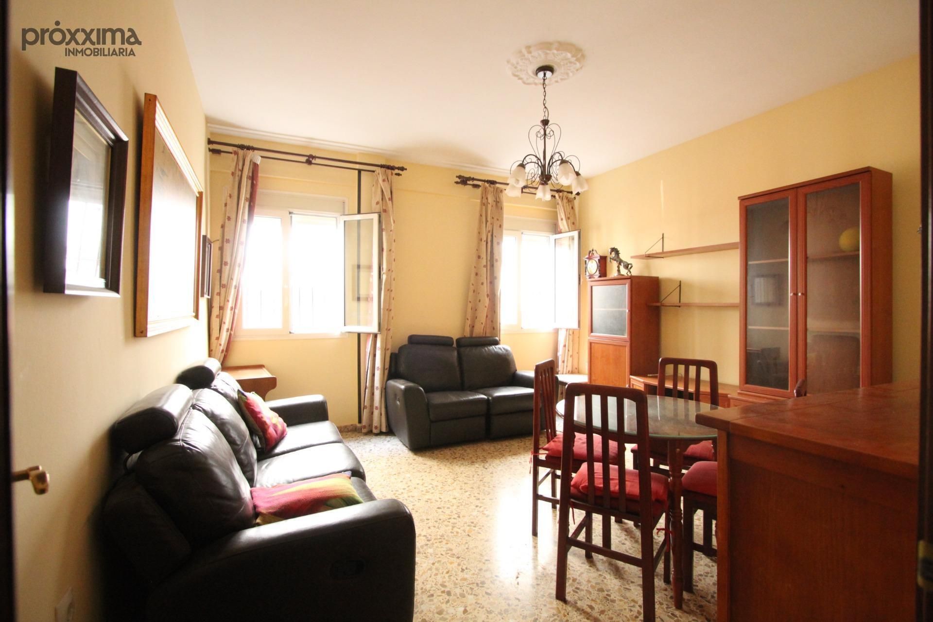 Living room of Flat for sale in  Sevilla Capital  with Balcony