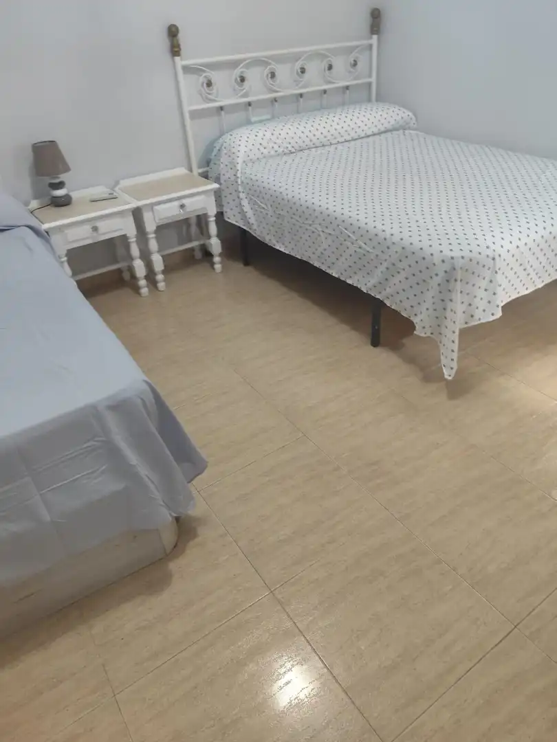 Habitación de Piso en venta en Fuengirola con Terraza y Amueblado