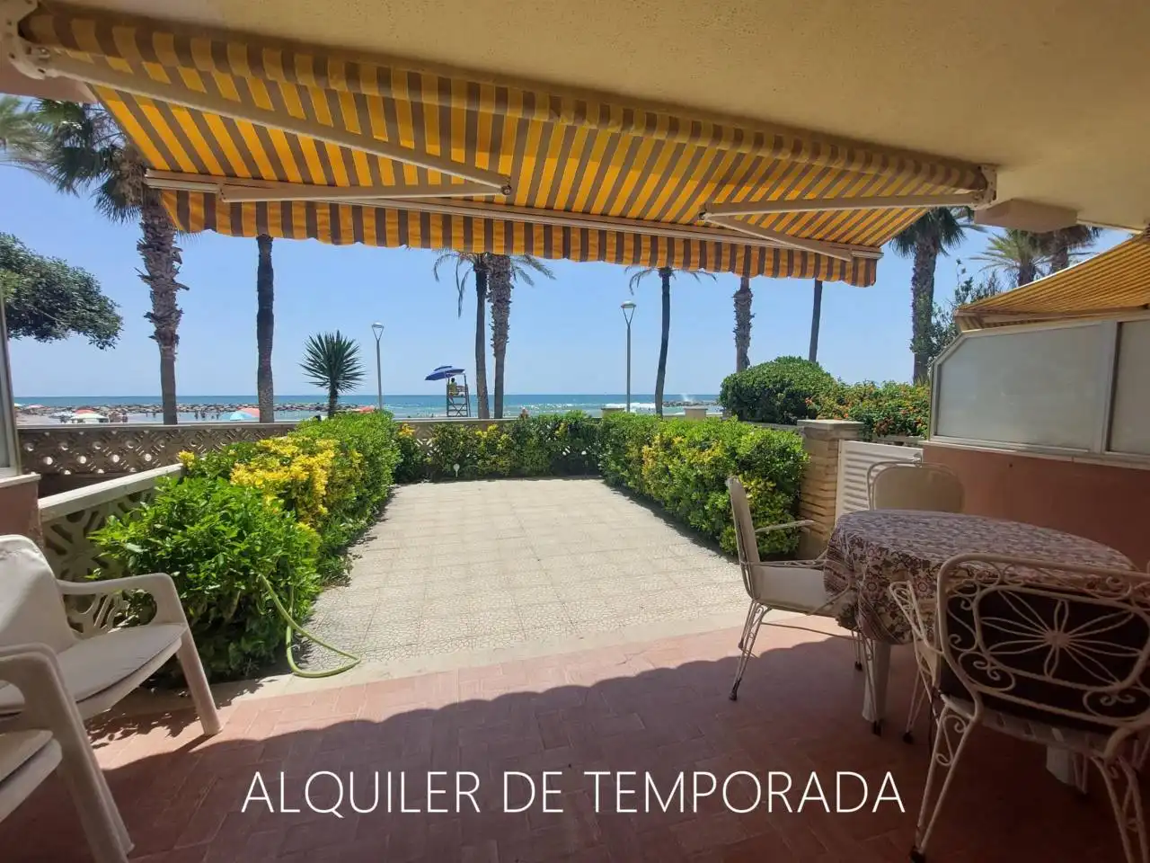 Terrasse von Wohnung zur Miete in Vilanova i la Geltrú mit Privatgarten, Terrasse und Möbliert