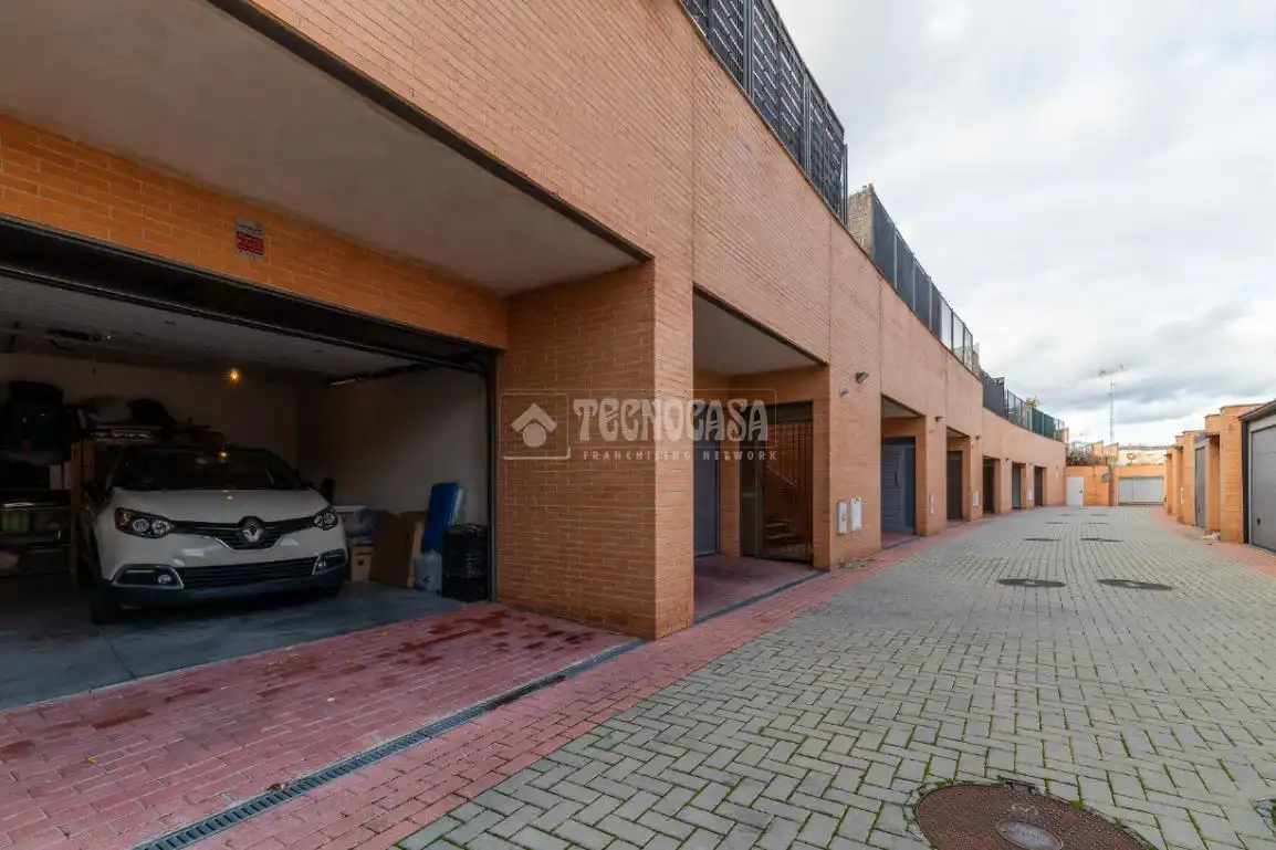 Casa bifamiliare con terrazza in vendita a Las Castañeras - Bulevar, imagen 22