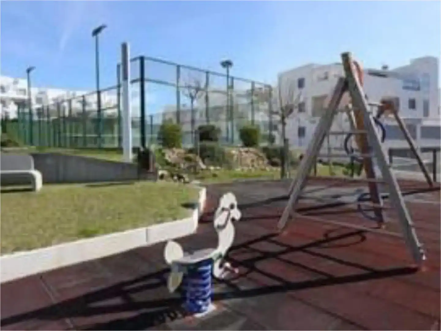Vista exterior de Pis de lloguer en Conil de la Frontera amb Aire condicionat, Jardí privat i Piscina