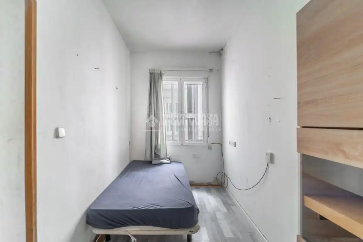 Schlafzimmer von Wohnung zum Verkauf in Madrid mit Klimaanlage und Heizung