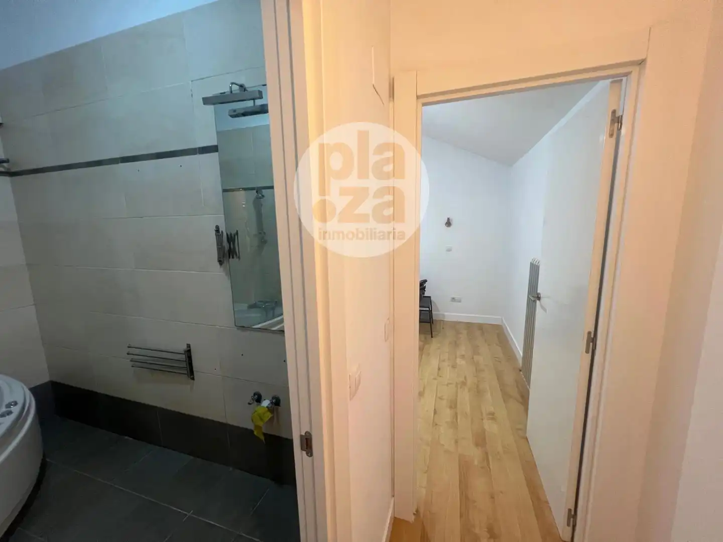 Flat for sale in Burgos  with Air Conditioner and Heating