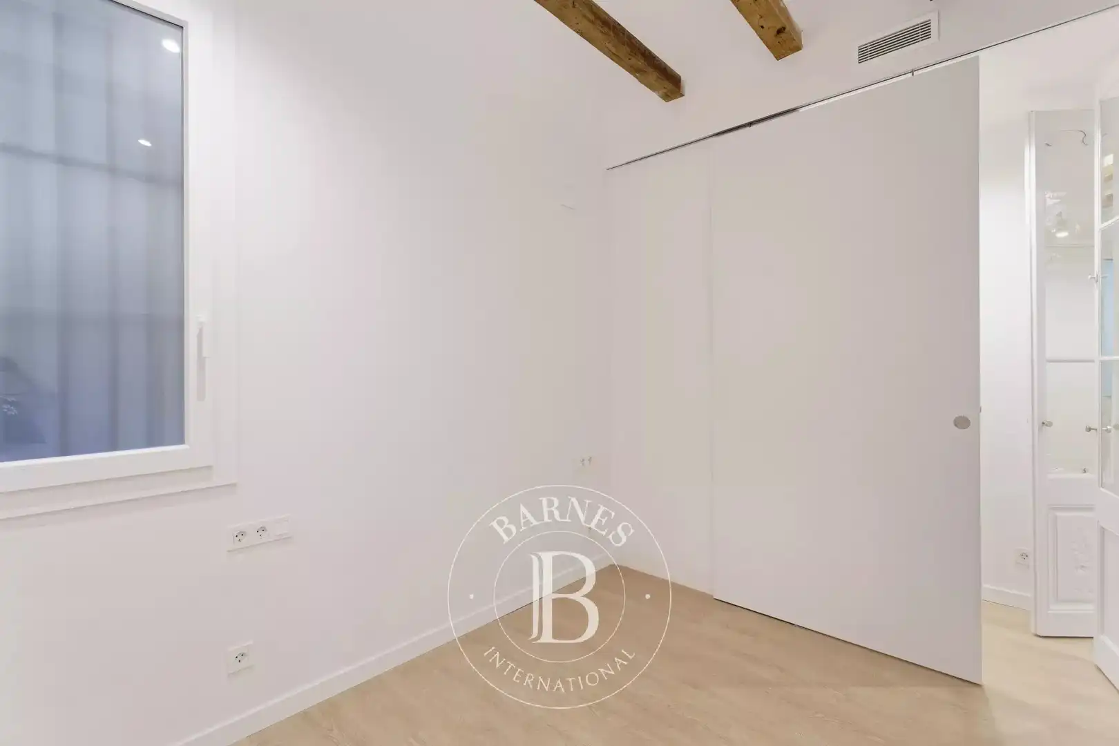 Schlafzimmer von Wohnung zum Verkauf in Barcelona mit Klimaanlage