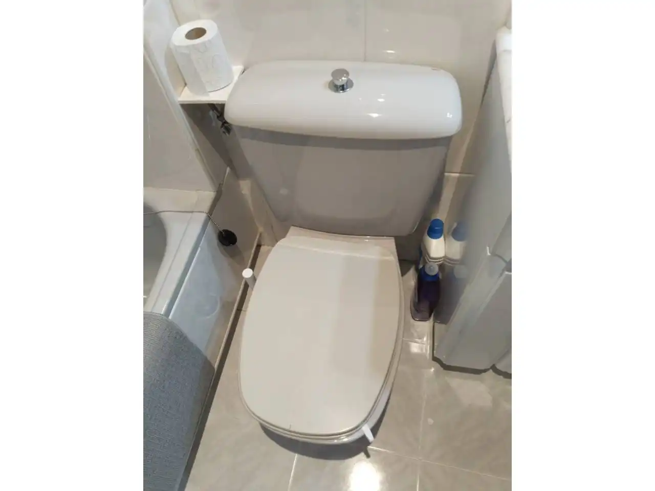 Baño de Piso de alquiler en Burgos con Calefacción, Parquet y Amueblado