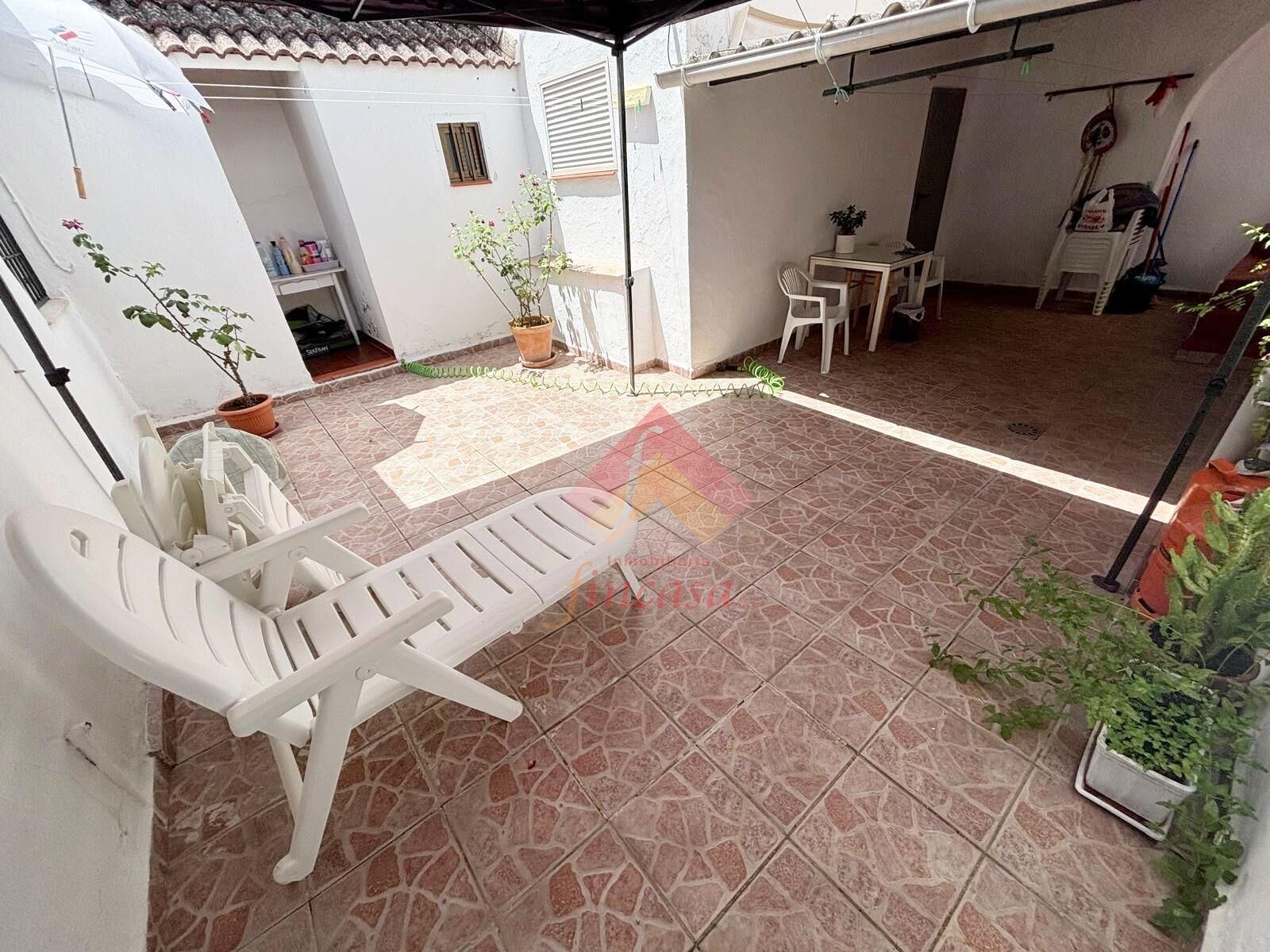 Vista exterior de Casa o xalet en venda en Ronda amb Terrassa