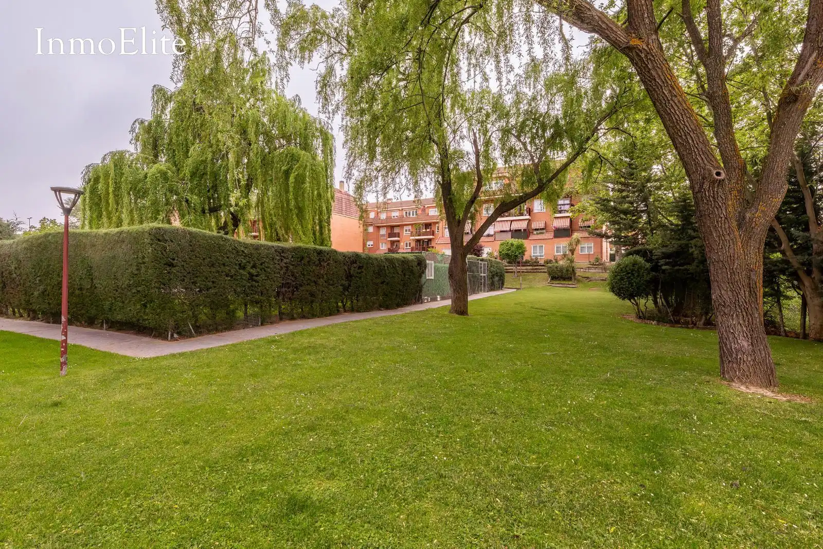 Jardí de Pis en venda en Las Rozas de Madrid amb Aire condicionat, Calefacció i Parquet