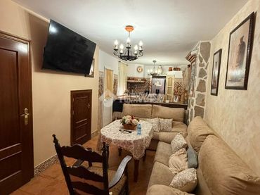 Maison jumelée à vendre à C. Céret