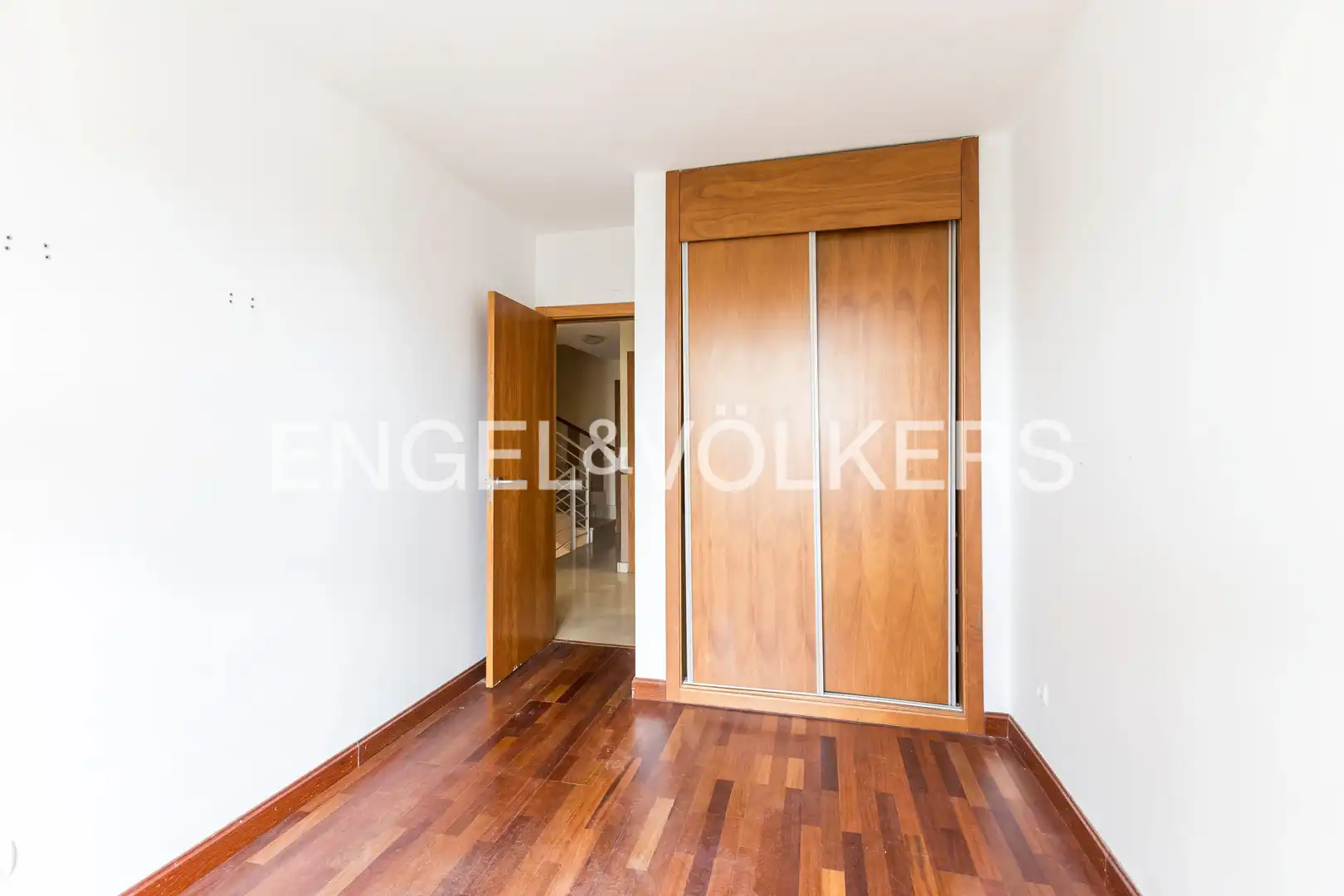 Detached homes for sale in Paracuellos de Jarama  with Air Conditioner, Heating and Private garden