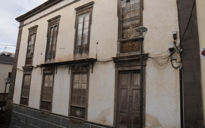 Vista exterior de Casa adosada en venda en Santa María de Guía de Gran Canaria amb Terrassa