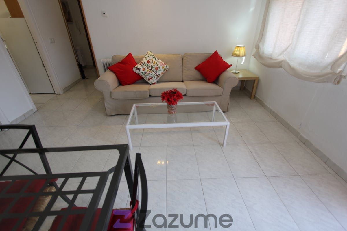 Living room of Flat to rent in Ávila Capital  with Terrace, Furnished and Oven
