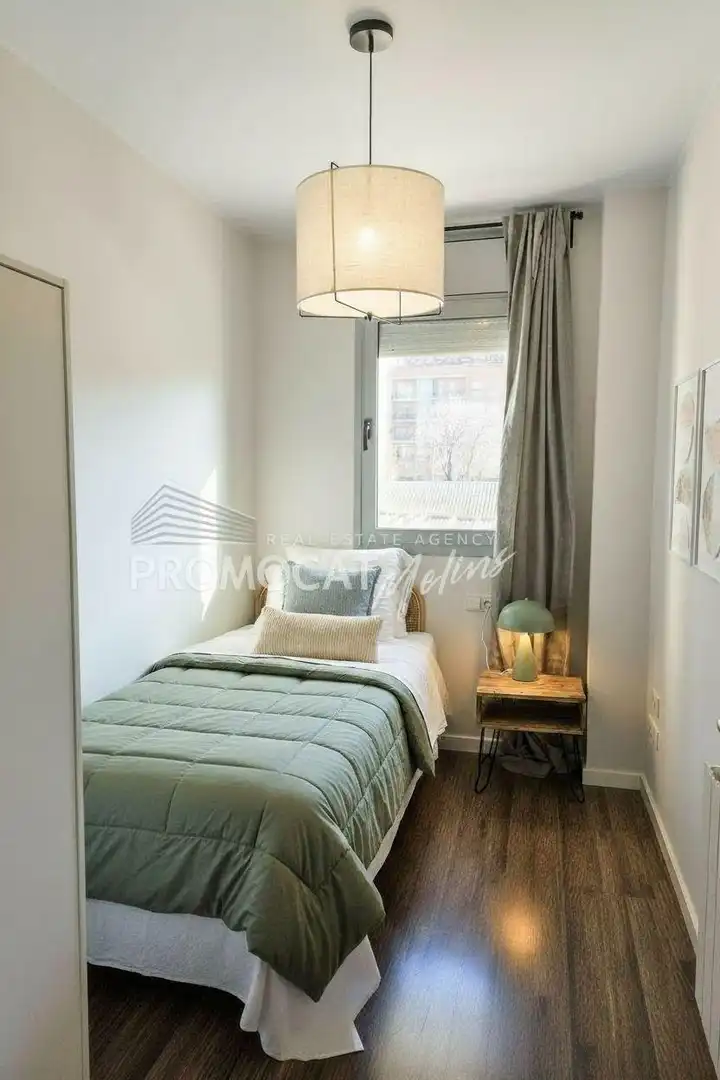 Habitación de Piso en venta en Molins de Rei con Aire acondicionado, Amueblado y Balcón