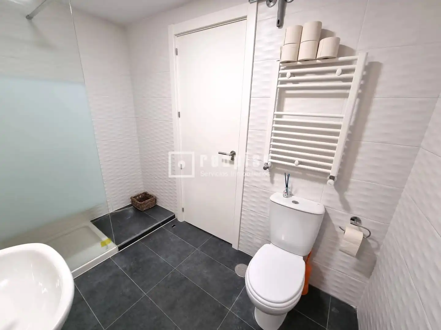 Badezimmer von Wohnung zur Miete in Centro