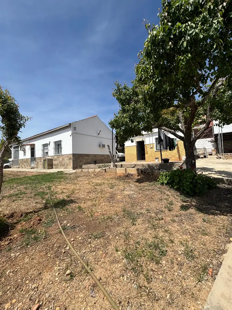 Villa mit Garten zum Verkauf in La Puebla del Río