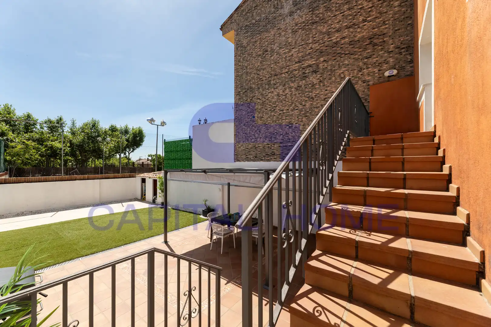Terraza de Casa adosada en venta en Navalcarnero con Aire acondicionado, Calefacción y Jardín privado