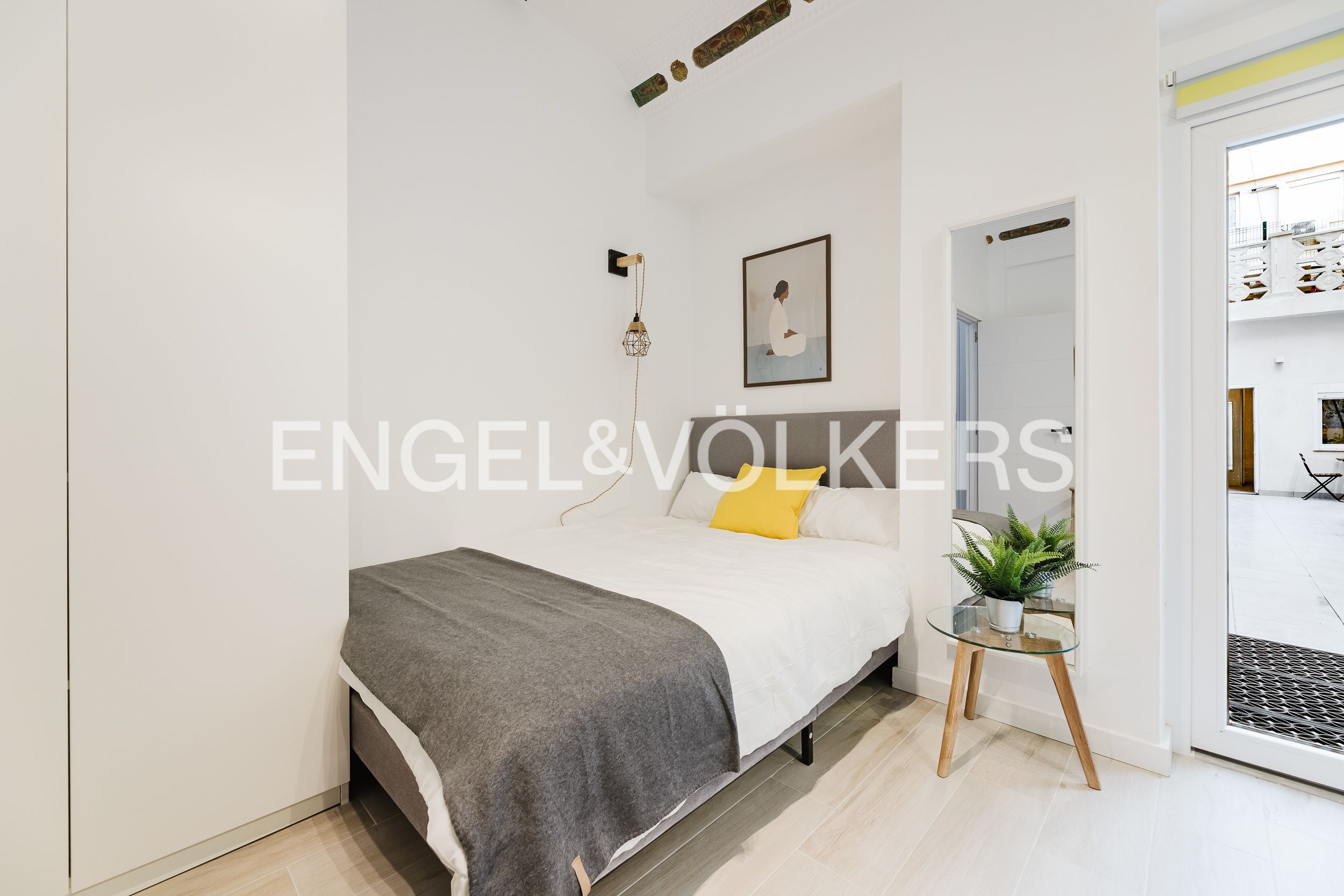Bedroom of Flat for rent in  Valencia Capital  with Air Conditioner, Heating and Parquet flooring