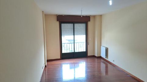 Foto 3 de Piso en venta en Salvaterra de Miño, Pontevedra