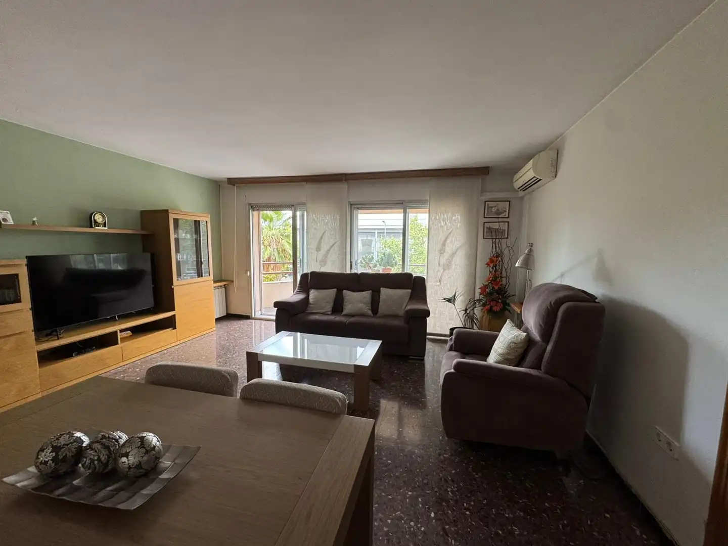 Piso con terraza en venta en Carrer del Pla de l'Ametllera, imagen 2