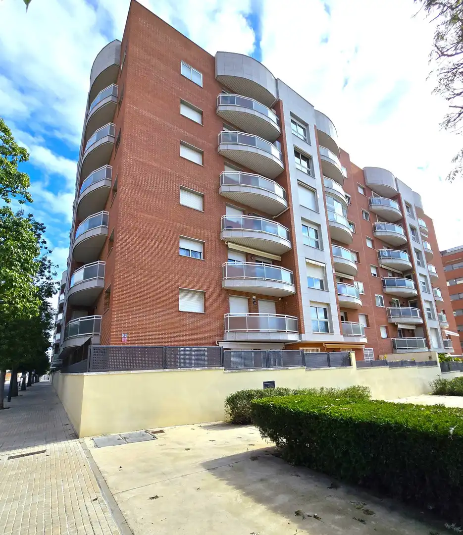 Exterior view of Flat for sale in Reus  with Air Conditioner, Heating and Terrace