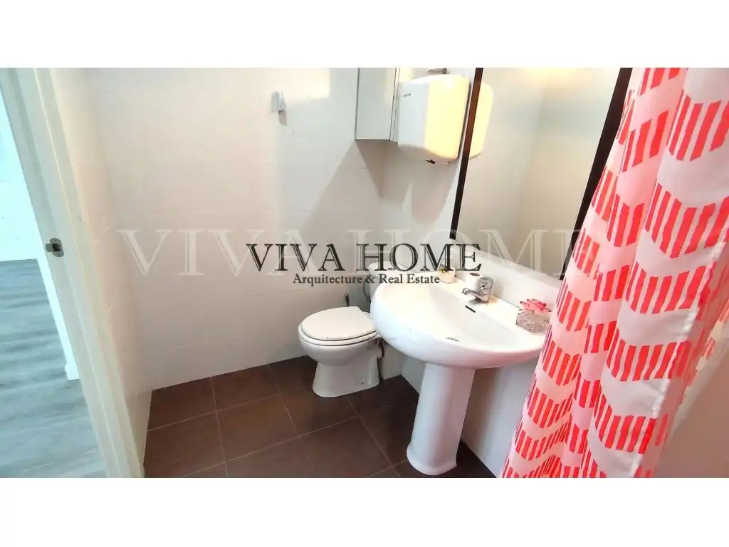 Baño de Local en venta en Arganda del Rey