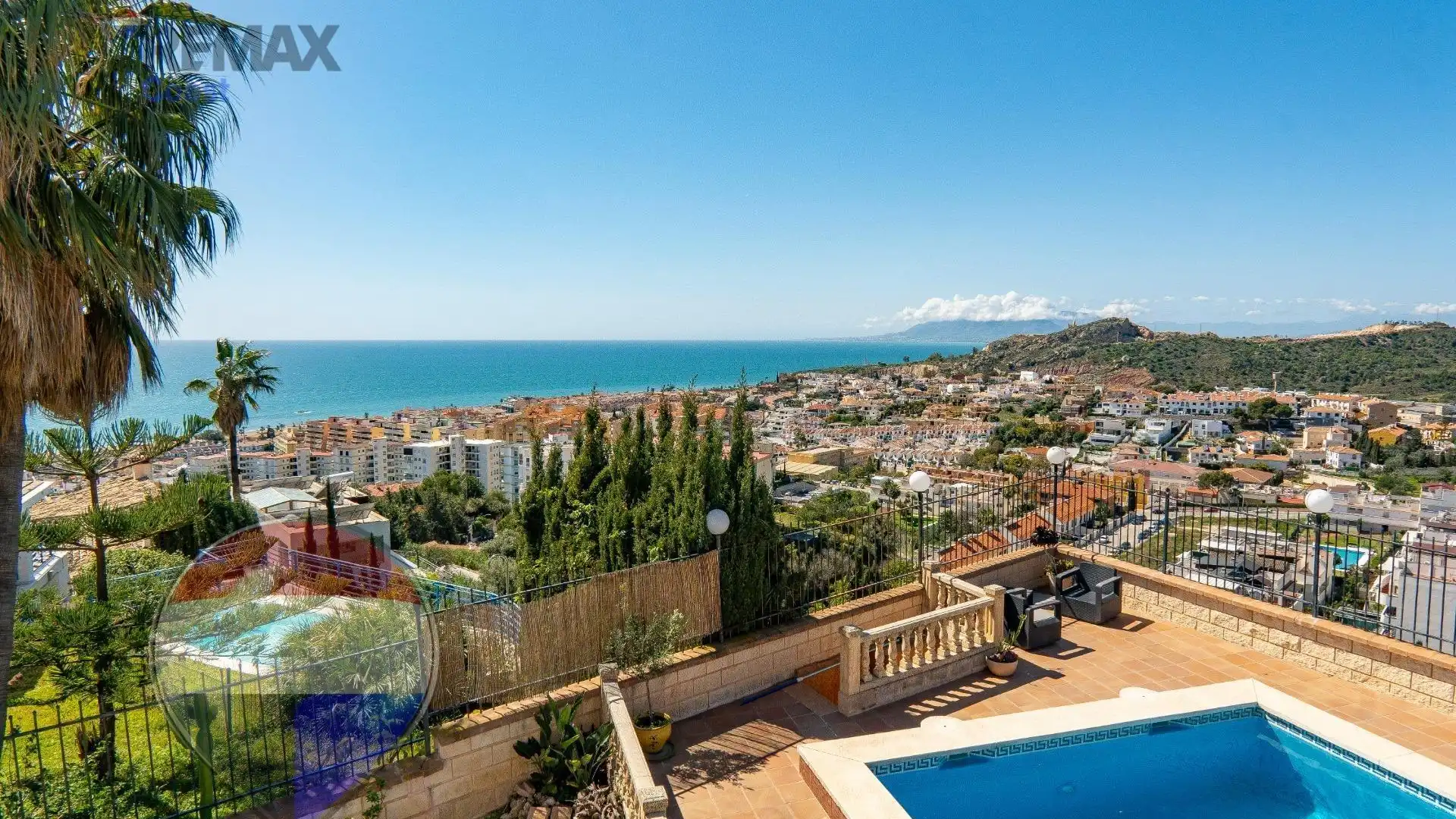 Vista exterior de Casa o chalet en venta en Rincón de la Victoria con Aire acondicionado, Jardín privado y Terraza