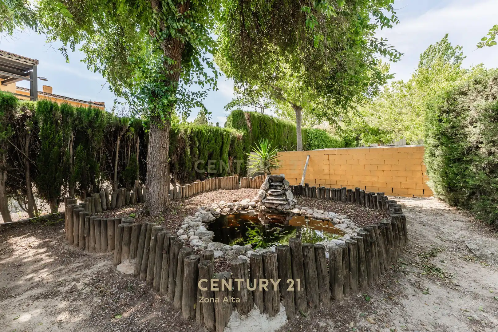 Jardí de Casa o xalet en venda en Castellví de la Marca amb Piscina