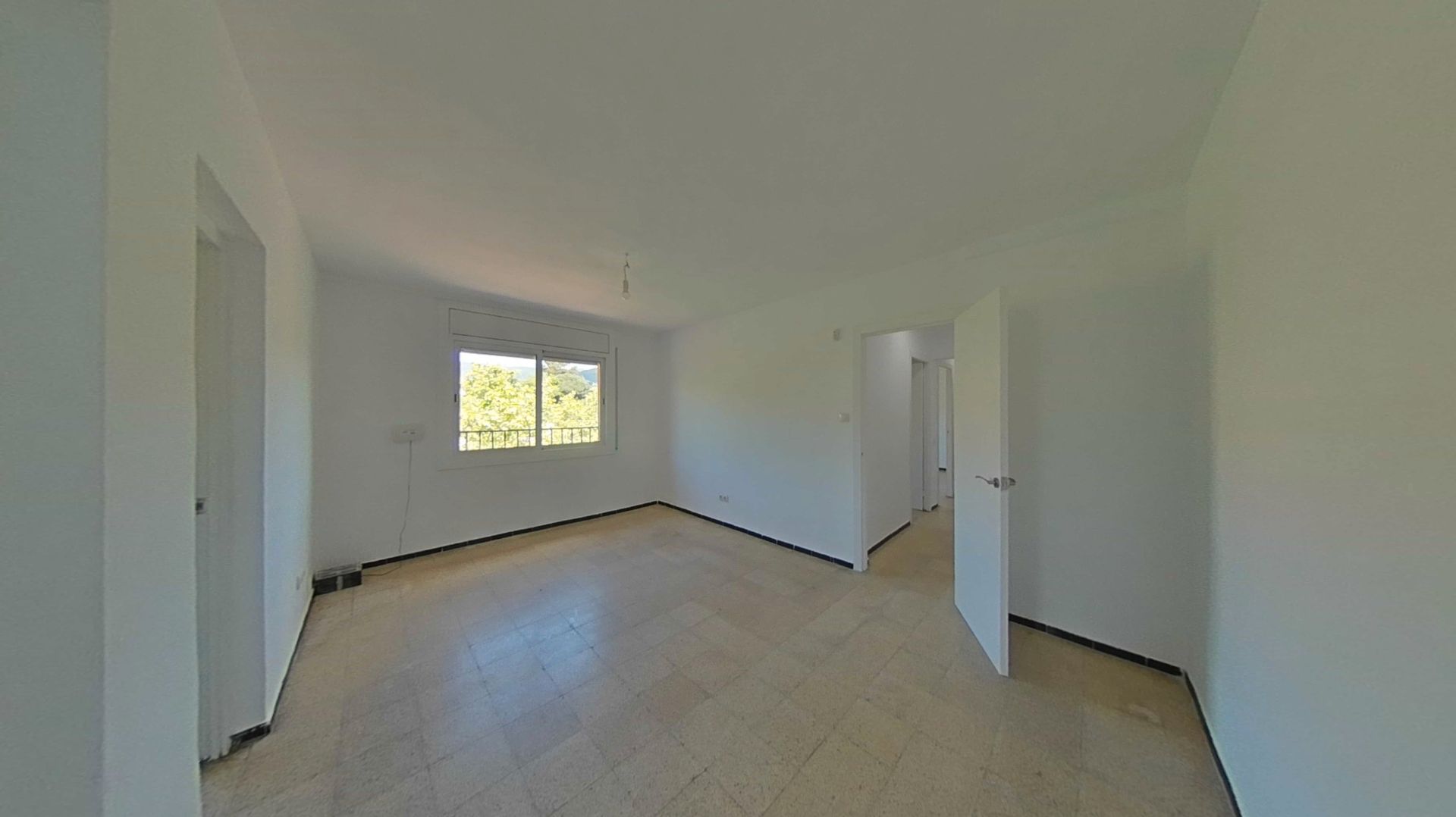 Sala d'estar de Pis en venda en Badalona amb Calefacció i Moblat