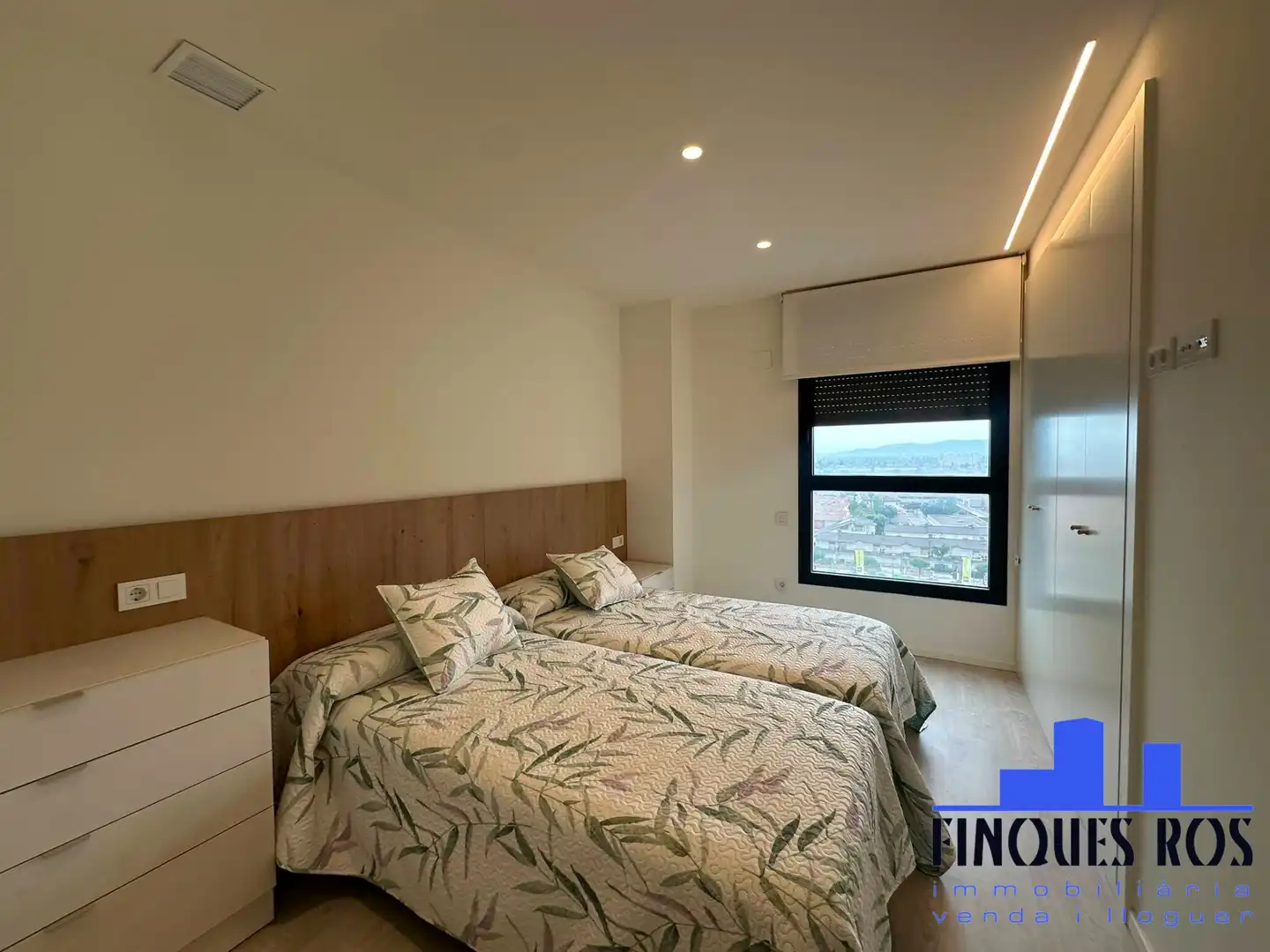 Bedroom of Flat for sale in Vinaròs  with Air Conditioner, Heating and Terrace