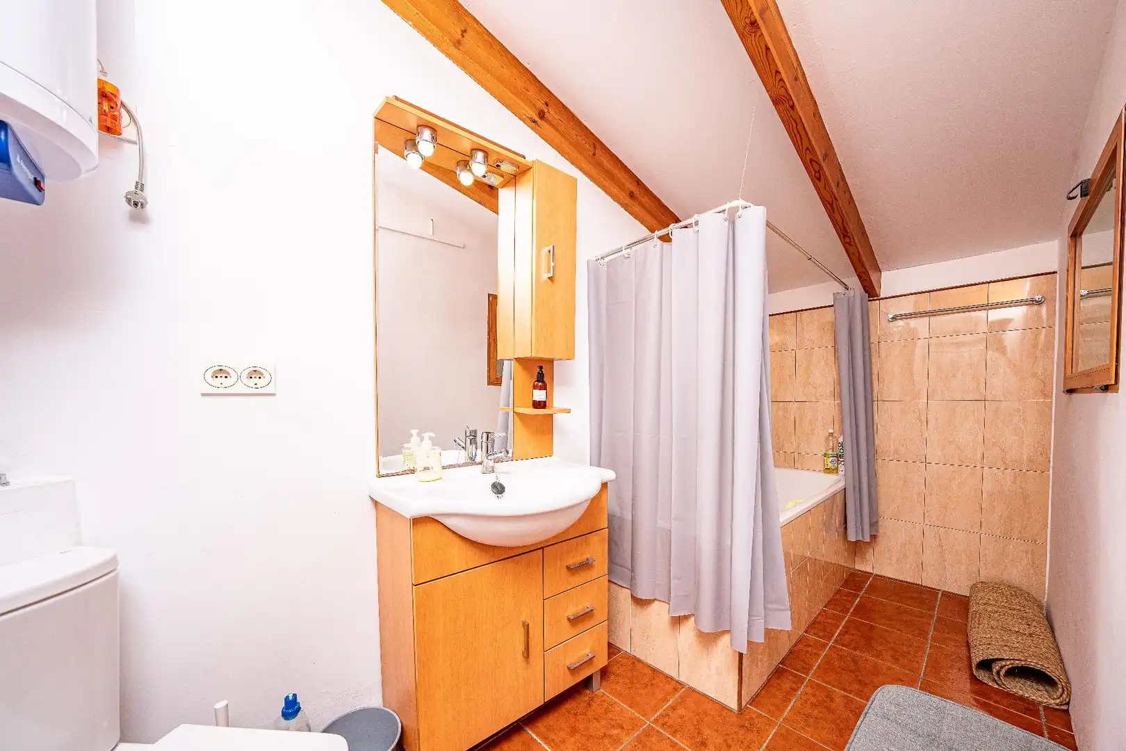 Bany de Casa o xalet en venda en Polop amb Aire condicionat i Terrassa
