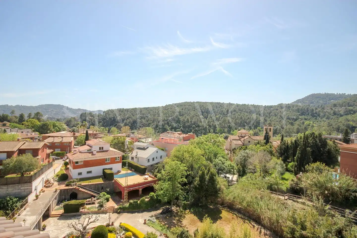 Vista exterior de Casa adosada en venda en La Palma de Cervelló amb Aire condicionat, Calefacció i Jardí privat