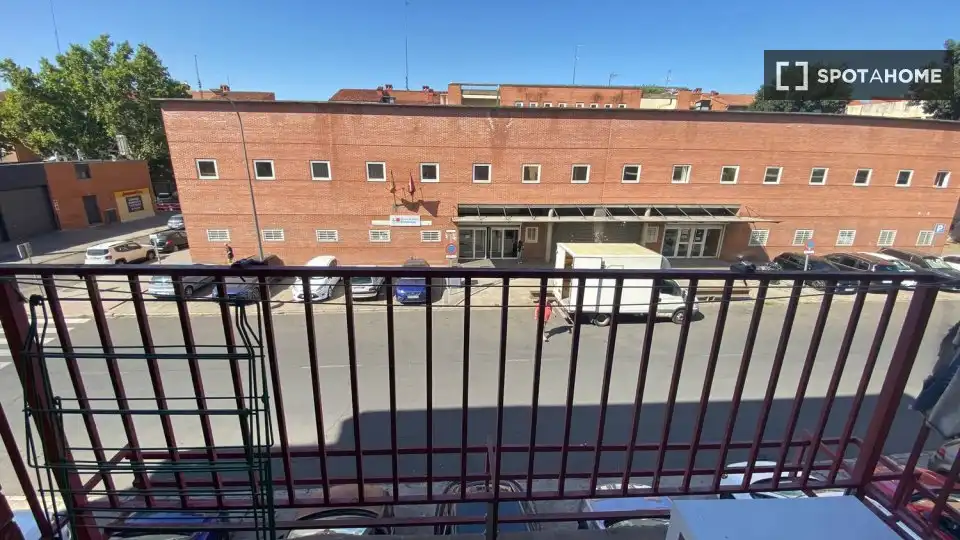 Exterior view of Flat for rent in Madrid  with Air Conditioner, Heating and Furnished
