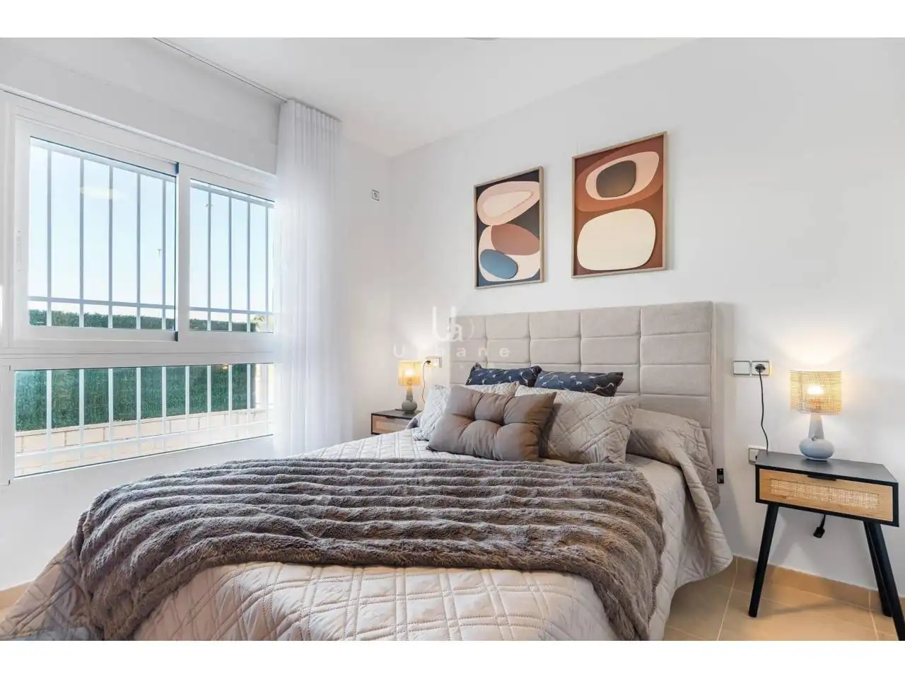 Dormitori de Apartament en venda en Orihuela amb Aire condicionat, Terrassa i Moblat