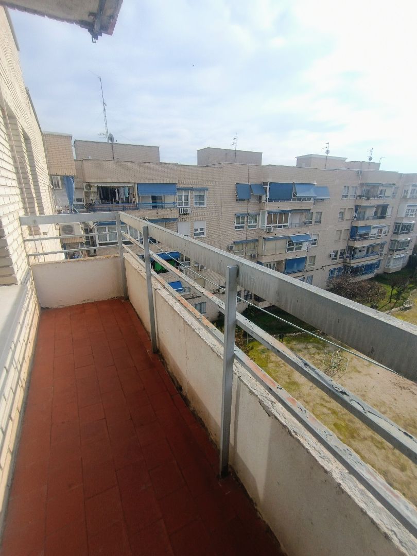 Balcony of Flat for sale in San Fernando de Henares  with Parquet flooring and Terrace