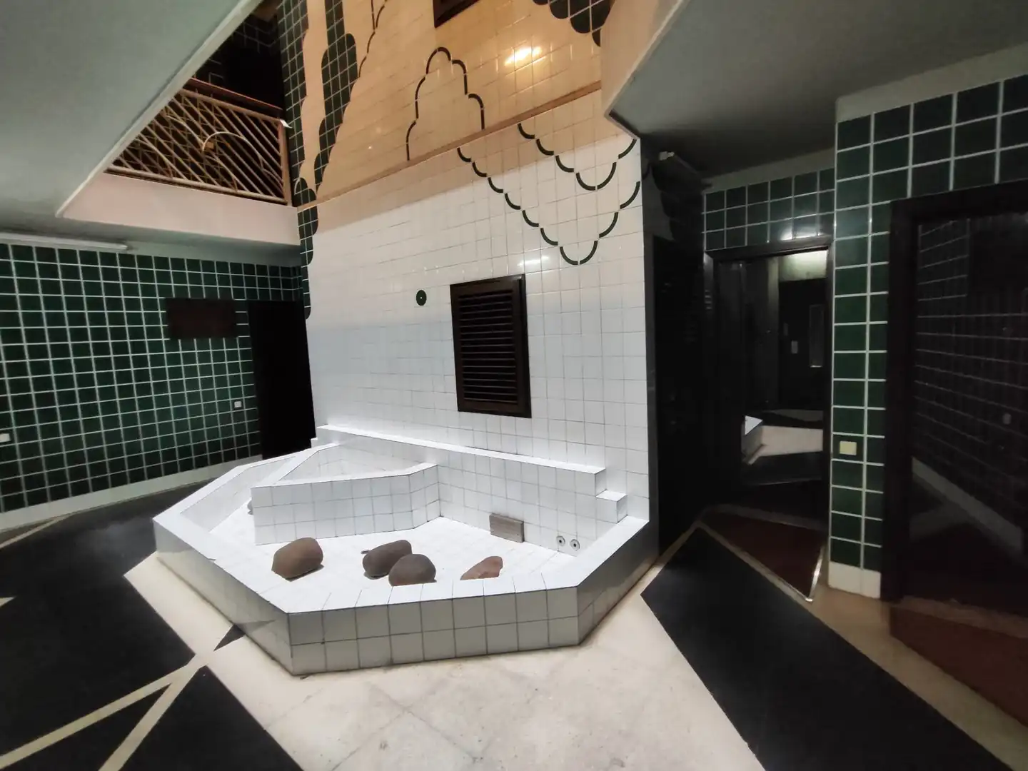 Baño de Piso de alquiler en Barcelona con Aire acondicionado, Calefacción y Amueblado