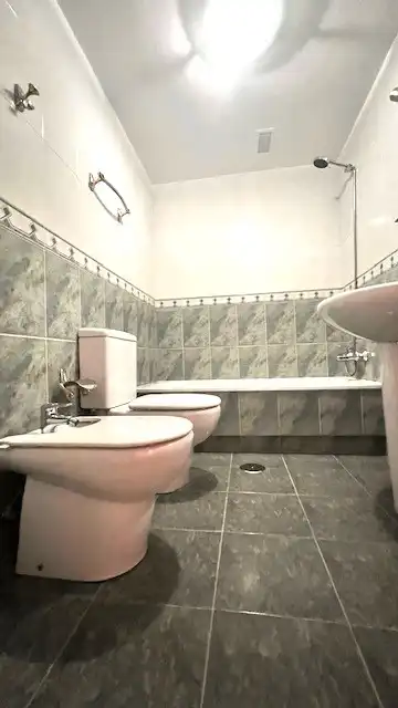 Bathroom of Flat for sale in A Coruña Capital   with Heating, Parquet flooring and Storage room