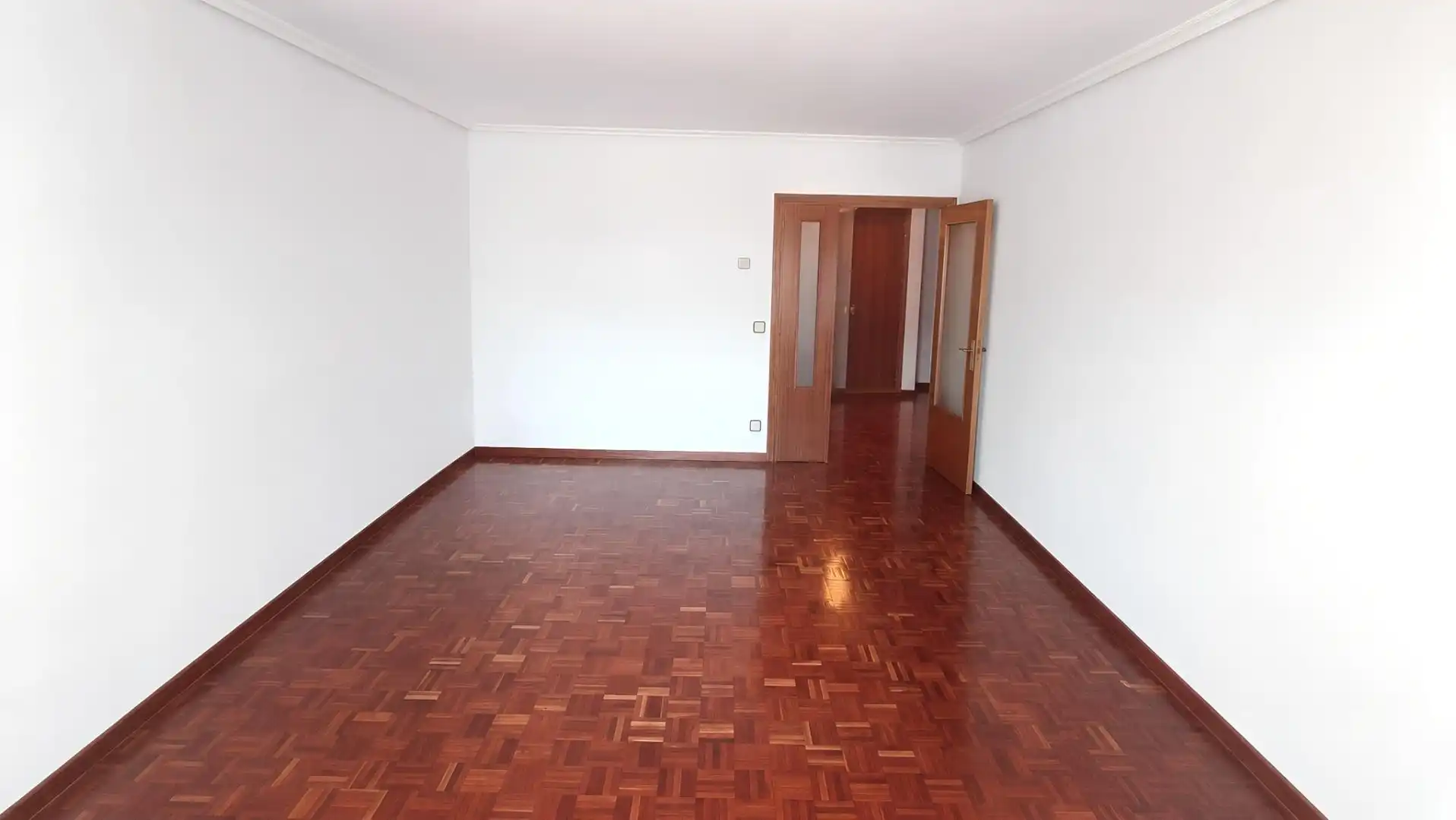 Sala d'estar de Pis en venda en Burgos amb Calefacció i Traster