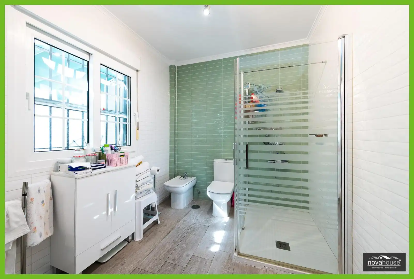 Baño de Casa o chalet en venta en Torremolinos con Aire acondicionado, Jardín privado y Trastero