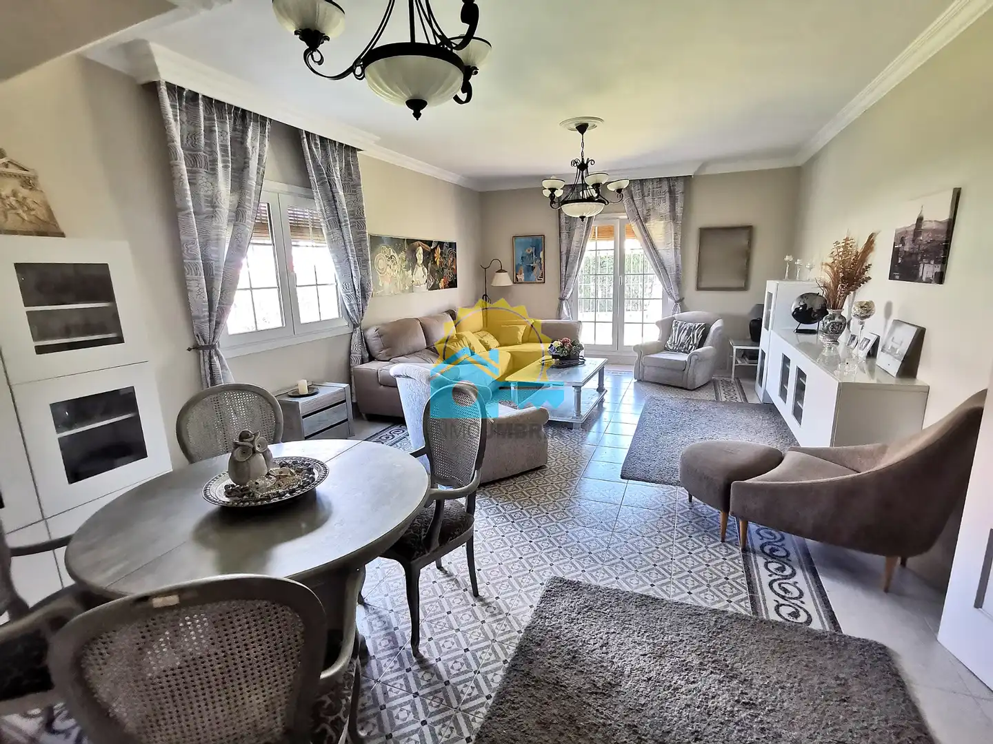 Sala de estar de Casa o chalet en venta en Aljaraque con Aire acondicionado, Jardín privado y Piscina