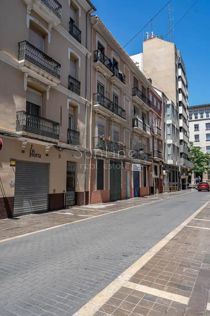 Außenansicht von Wohnung zum Verkauf in Valencia mit Klimaanlage, Möbliert und Balkon