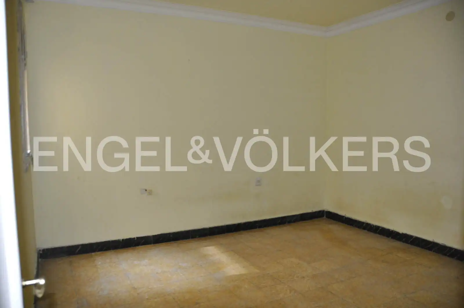 Piso con terraza en venta en Plaça Ricard Vinyes, imagen 5