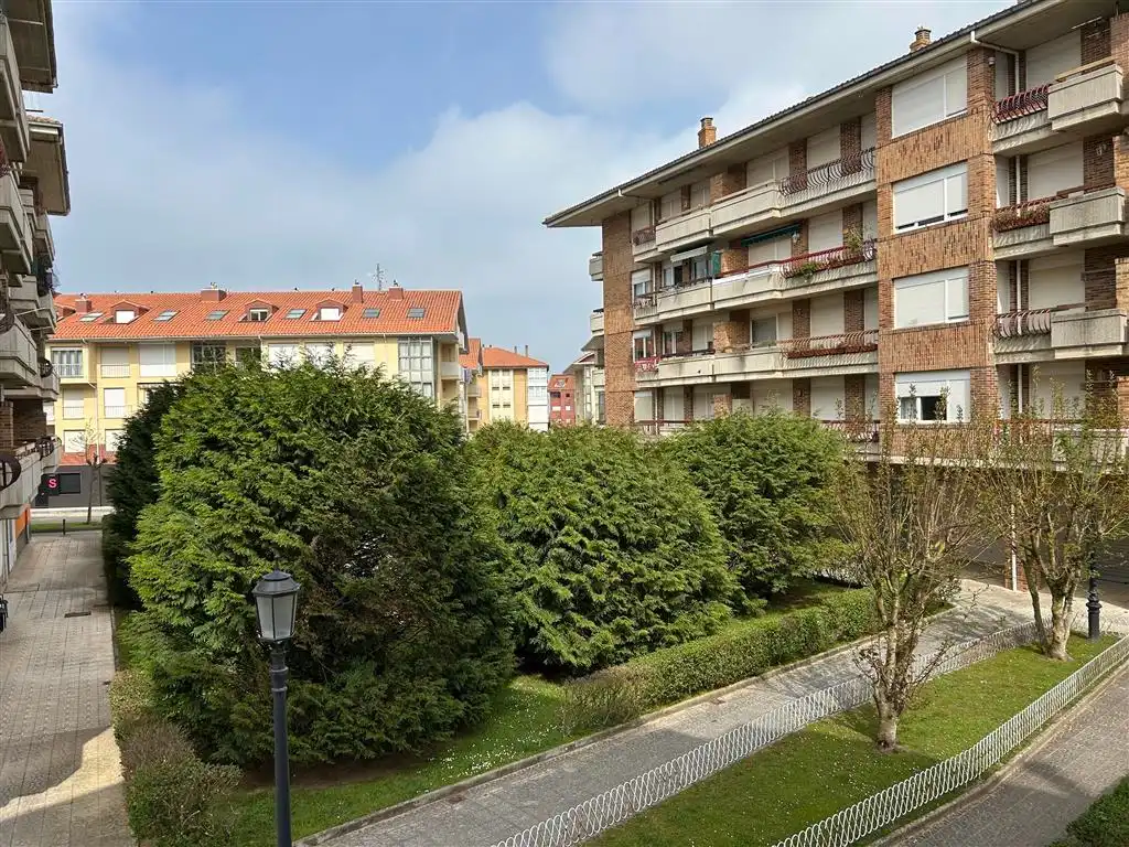 Exterior view of Flat for sale in San Vicente de la Barquera  with Heating, Storage room and Furnished