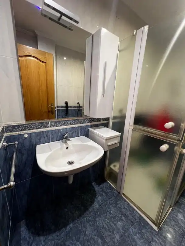 Badezimmer von Wohnung zum Verkauf in Vitoria - Gasteiz mit Heizung und Abstellraum