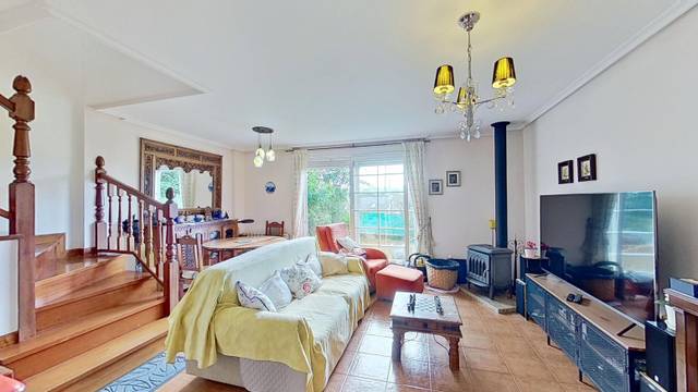 Casa-chalet en Venta en BARRIO CERRAZO en Reocín