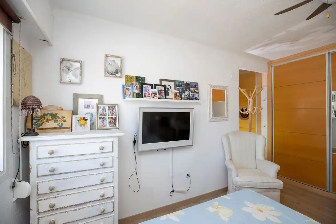 Dormitori de Pis en venda en Benidorm amb Piscina i Piscina comunitària
